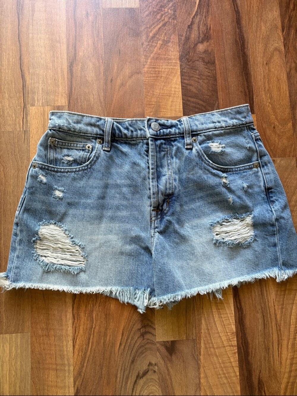 GAP Woman’s Size 26 Light Blue Ripped Jean Shorts